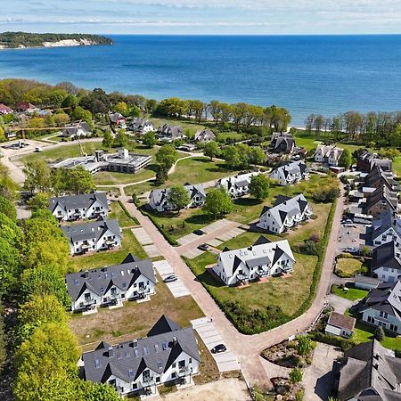 Strandnahe Fewo Rex Rugia: Terrasse und Ahoi Erlebnisbad Lobbe Exterior photo